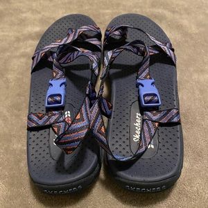 Skechers Reggae Strappy Sandal, Size 8